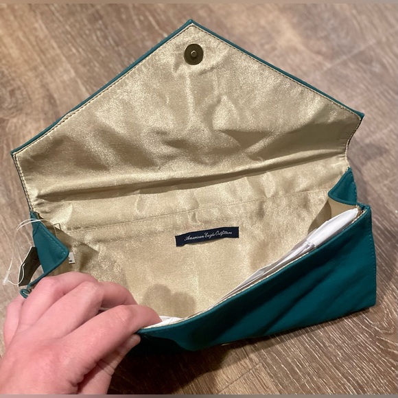 NWT American Eagle Wristlet - Picture 3 of 3